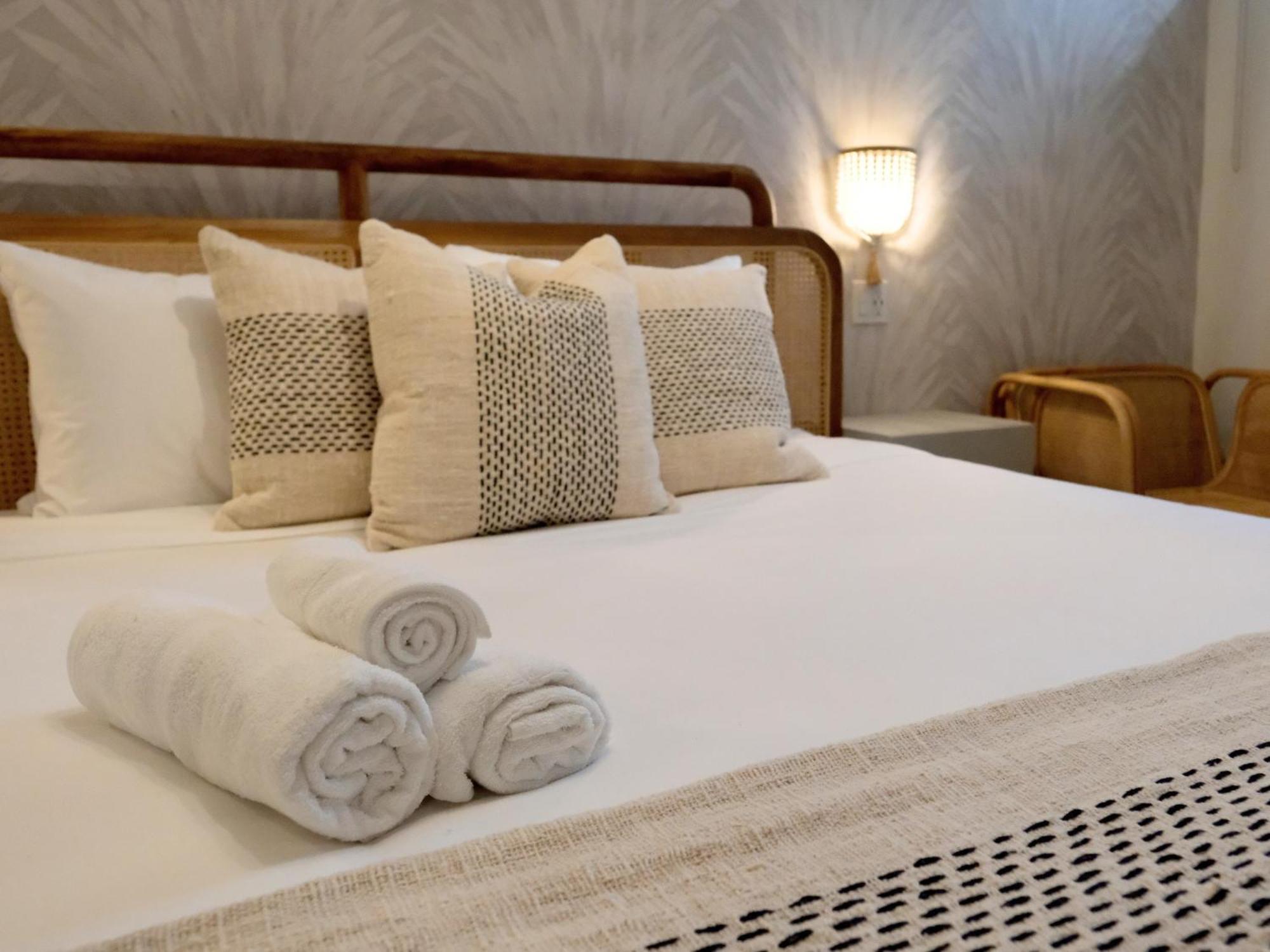 Bali Posh Hotel Pr Каролина Екстериор снимка