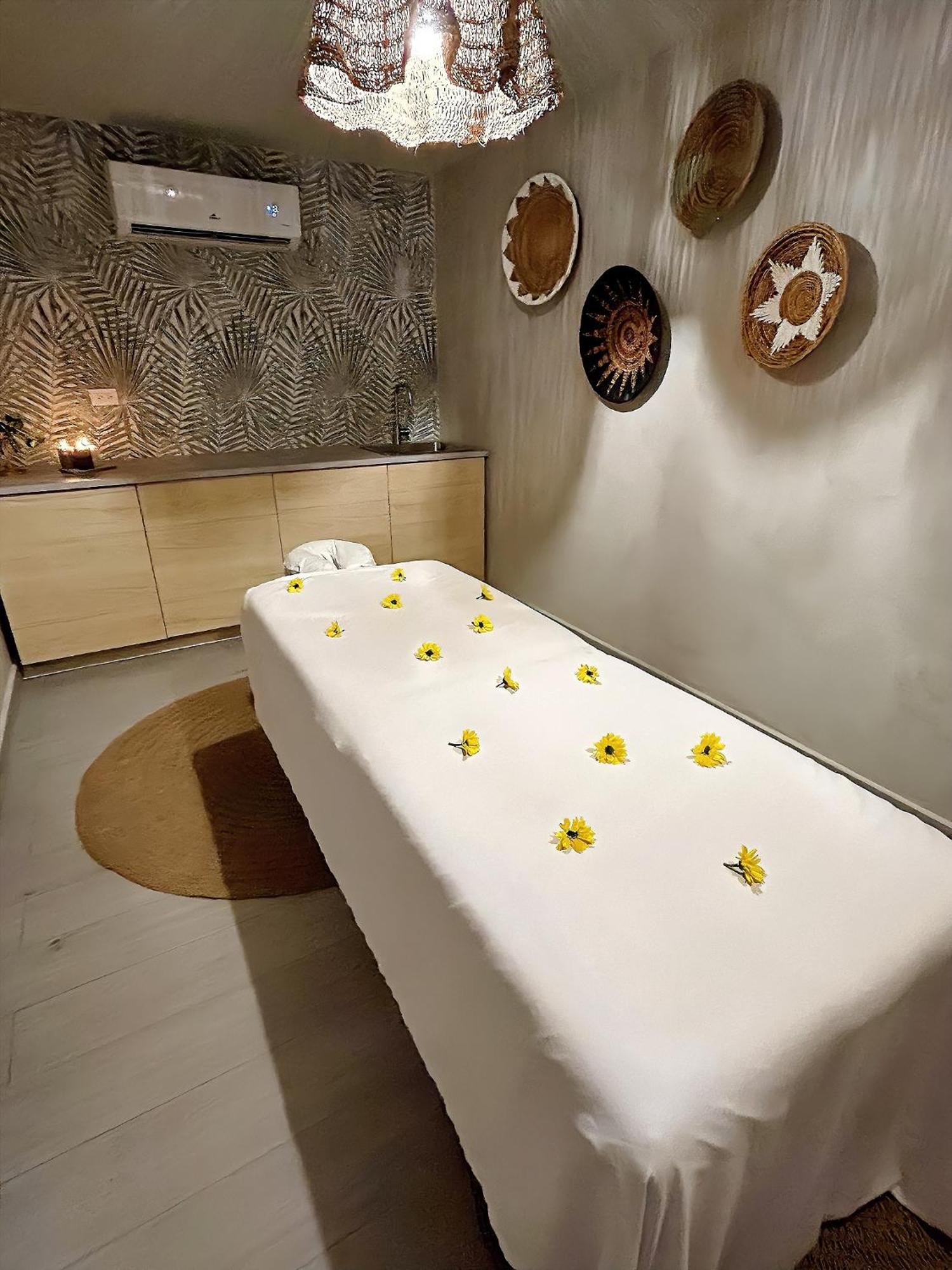 Bali Posh Hotel Pr Каролина Екстериор снимка