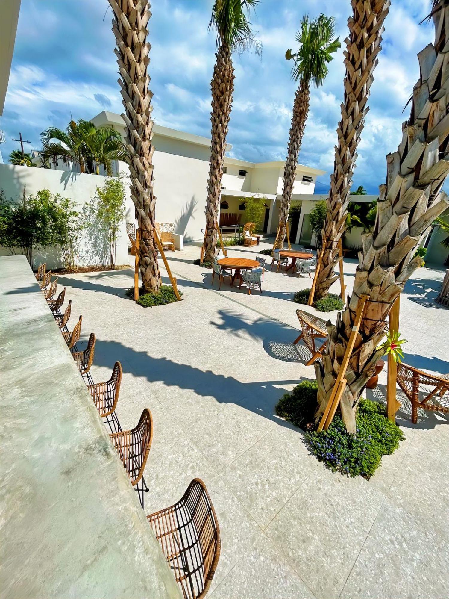 Bali Posh Hotel Pr Каролина Екстериор снимка